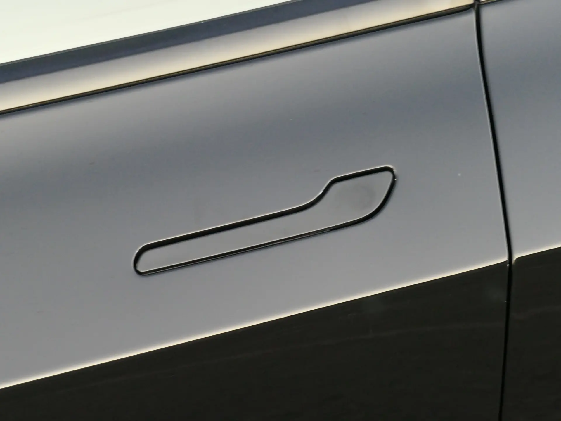 Tesla Model 3 Long Range Tração Integral 8
