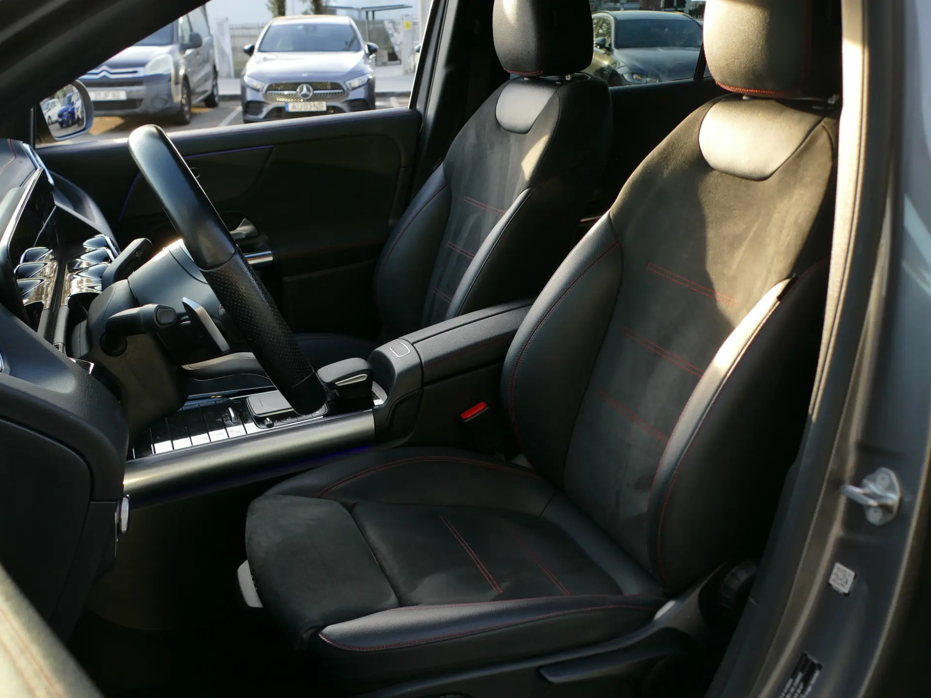 Mercedes-Benz EQA 250 AMG Line 27