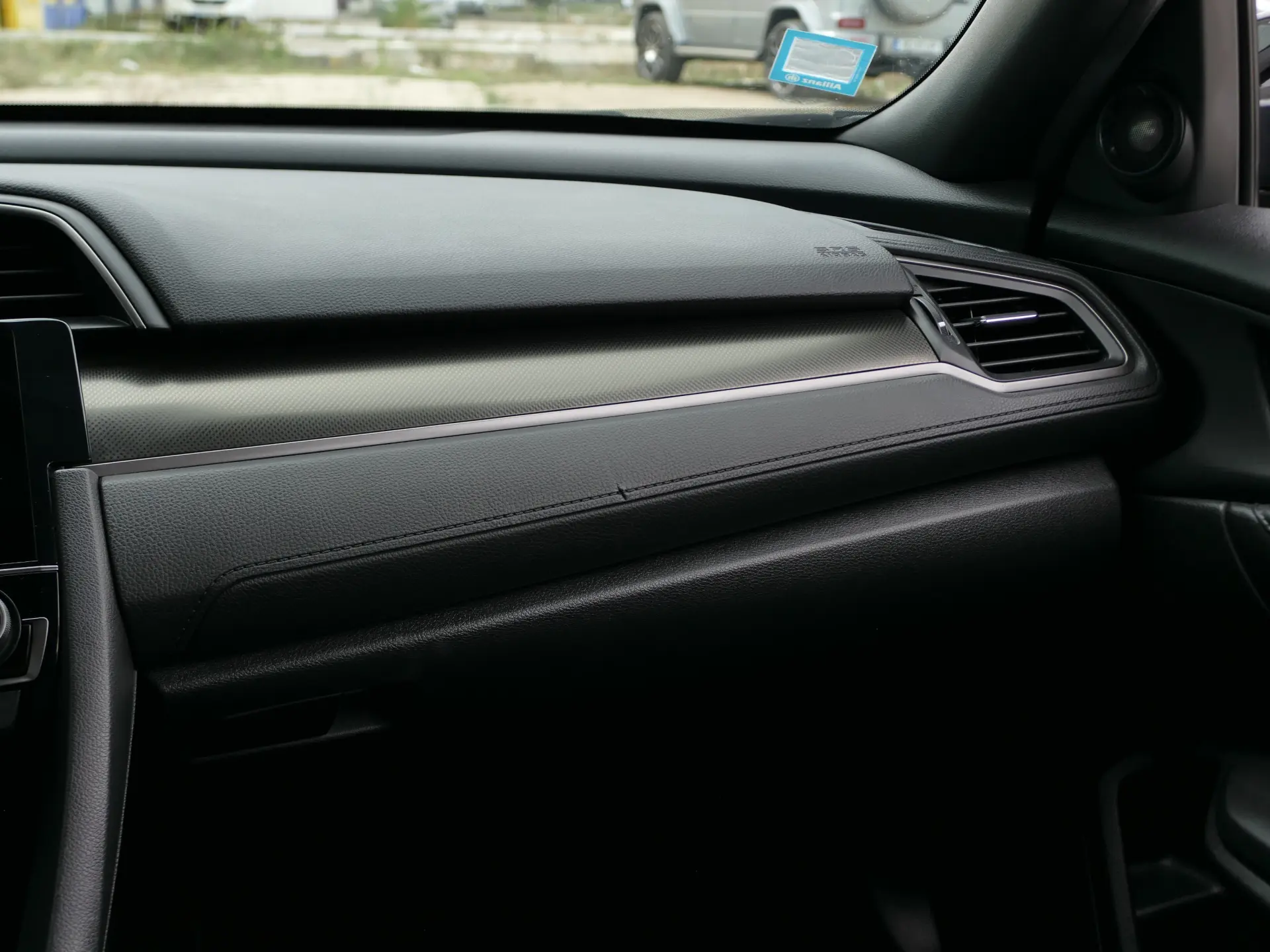 Honda Civic 1.6 i-DTEC Executive Premium 9AT 38