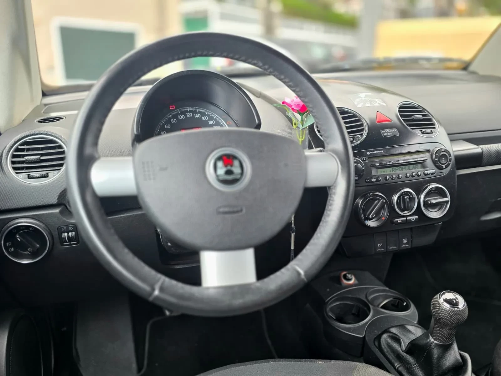 Volkswagen New Beetle Cabriolet 1.4 Top 8
