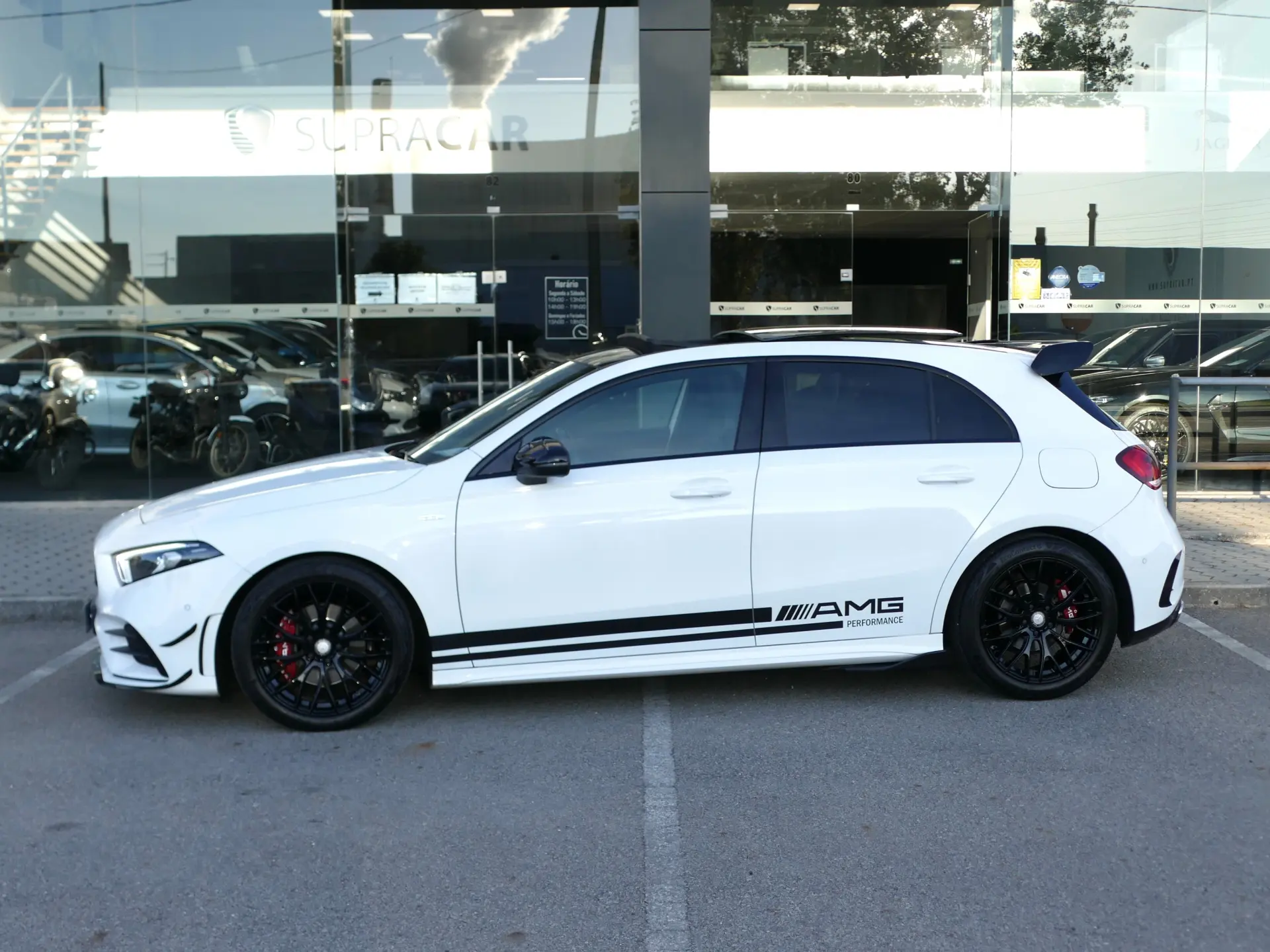 Mercedes-Benz A 180 d AMG Line Aut. 39