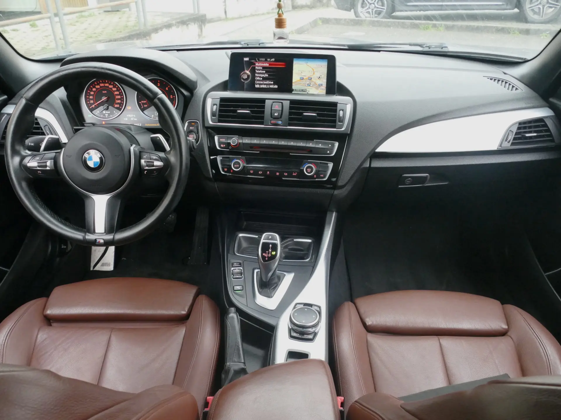 BMW 220 d Coupe Pack M Auto 32