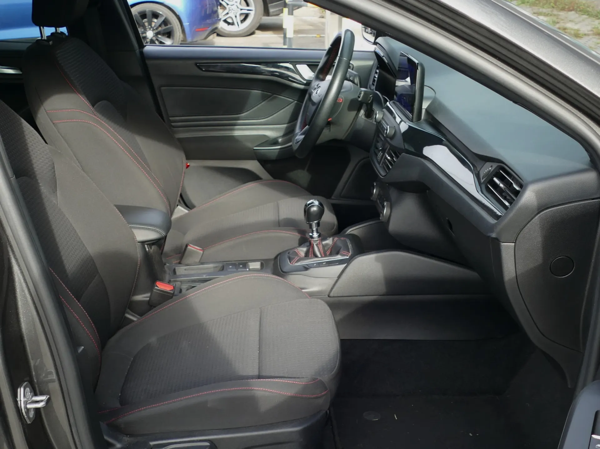 Ford Focus SW 1.5 TDCi EcoBlue ST-Line 25