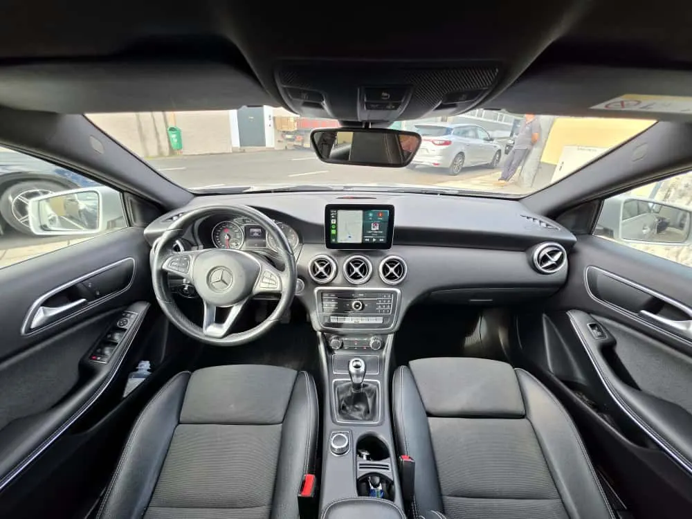 Mercedes-Benz A 180 d AMG Line 15