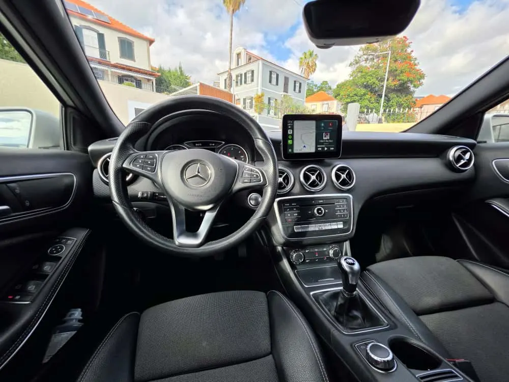 Mercedes-Benz A 180 d AMG Line 11
