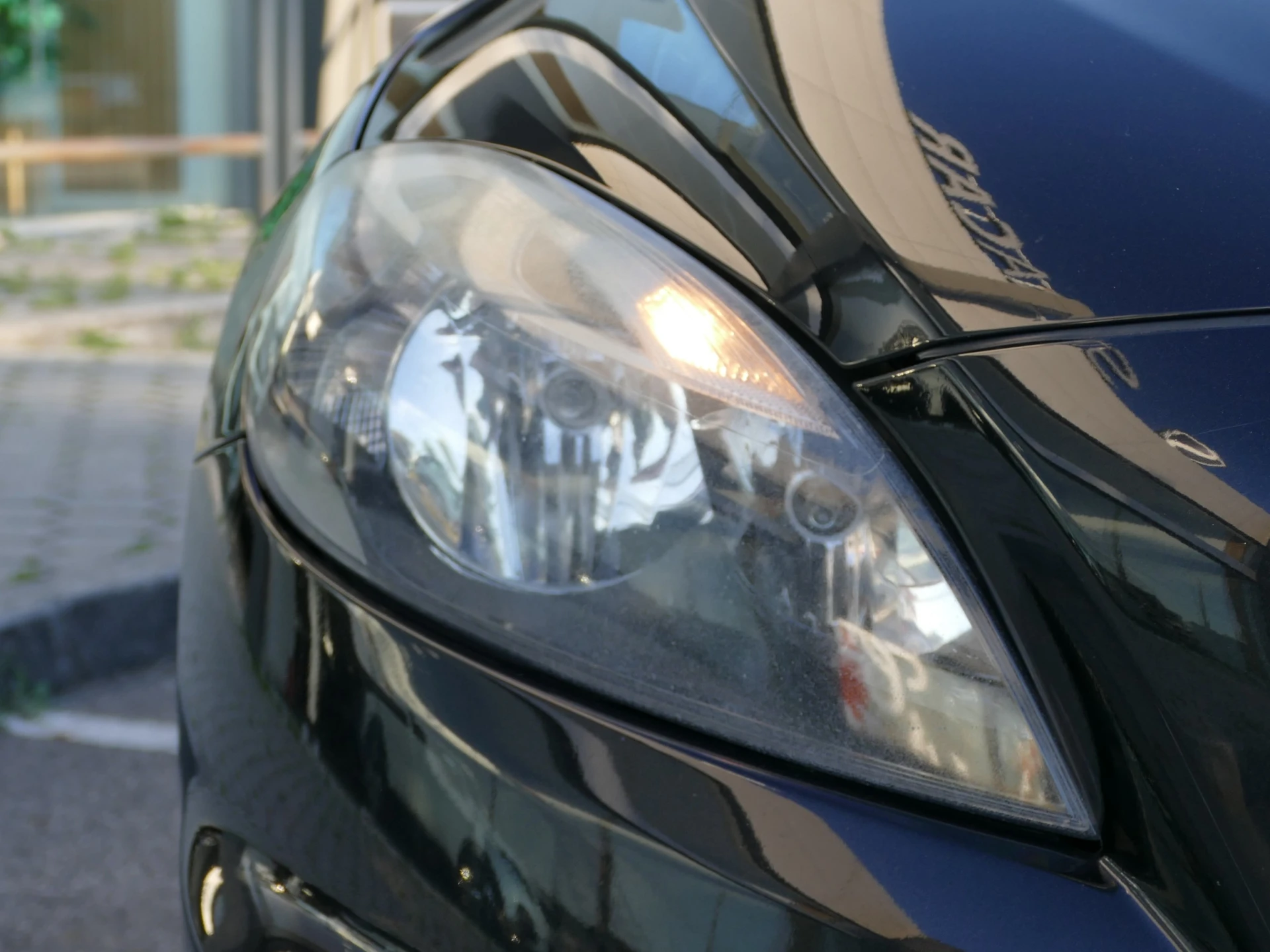 Volvo V40 2.0 D2 R-Design Momentum 10