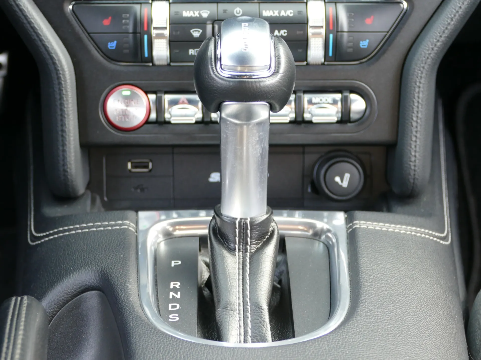 Ford Mustang 2.3i EcoBoost Aut. 35