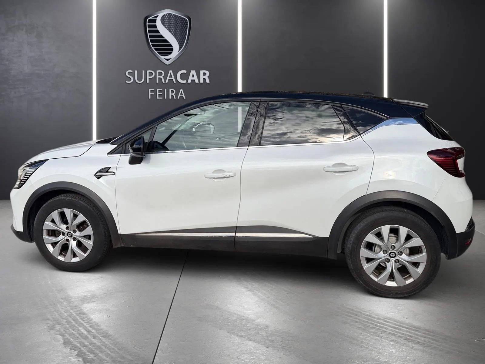 Renault Captur 1.0 TCe Exclusive Bi-Fuel 6