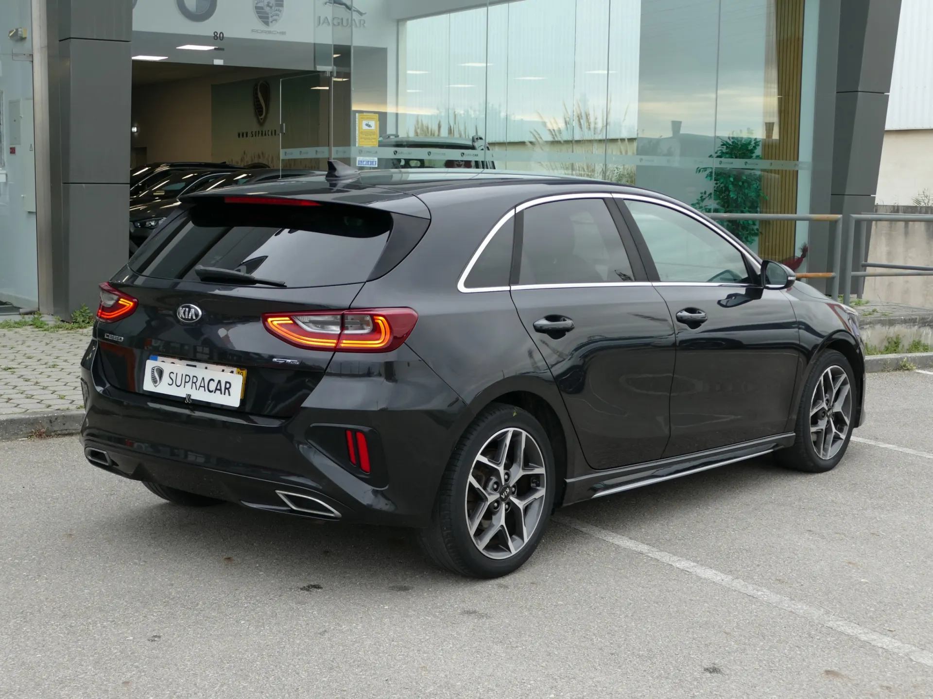 Kia Ceed 1.0 T-GDI GT Line 3