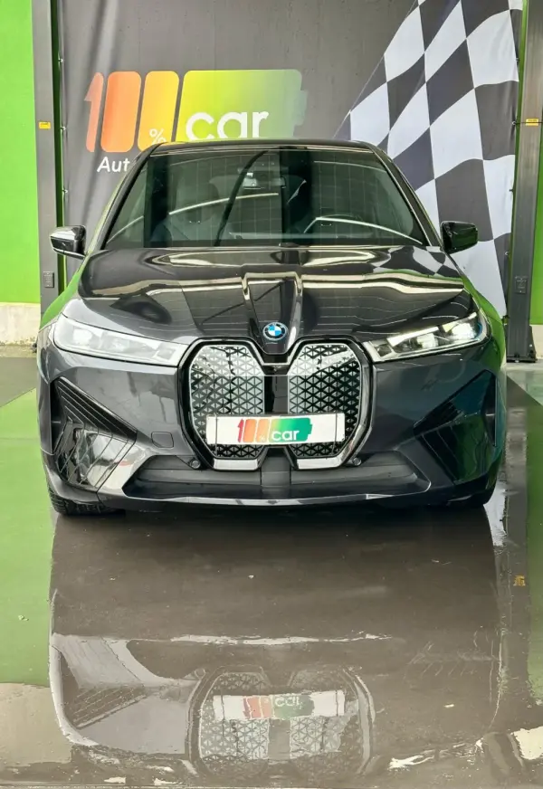 BMW iX xDrive 40 Pack Desportivo 2