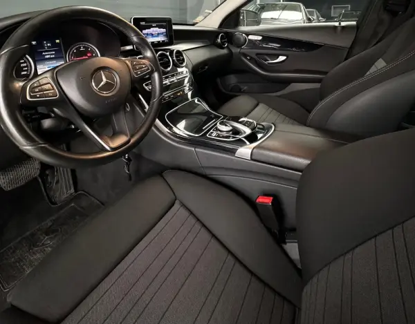 Mercedes-Benz C 200 CDi Elegance BE Aut. 10