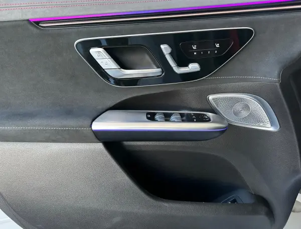 Mercedes-Benz EQE SUV 43 AMG 4Matic 9