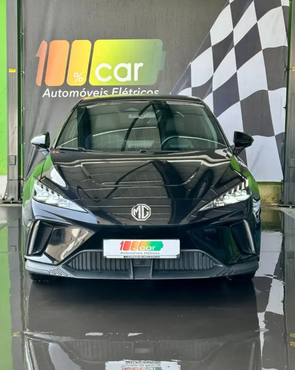 MG MG4 64 kWh Luxury 2