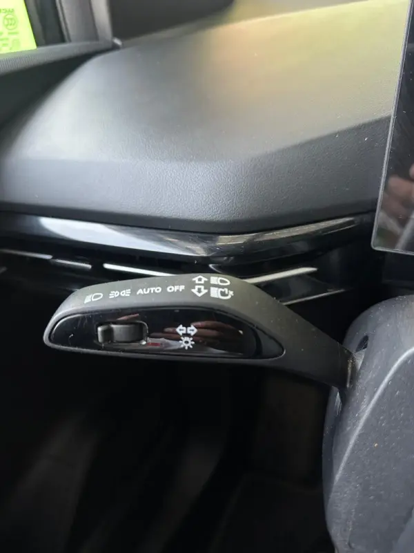 MG MG4 64 kWh Luxury 11