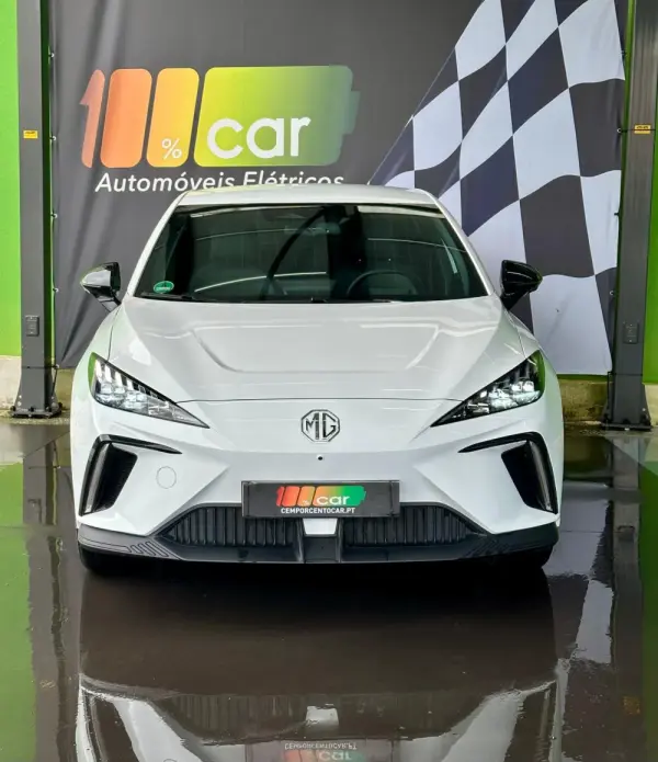 MG MG4 64 kWh Luxury 2