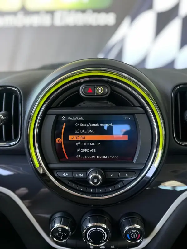 MINI Countryman Cooper SE ALL4 Auto 18