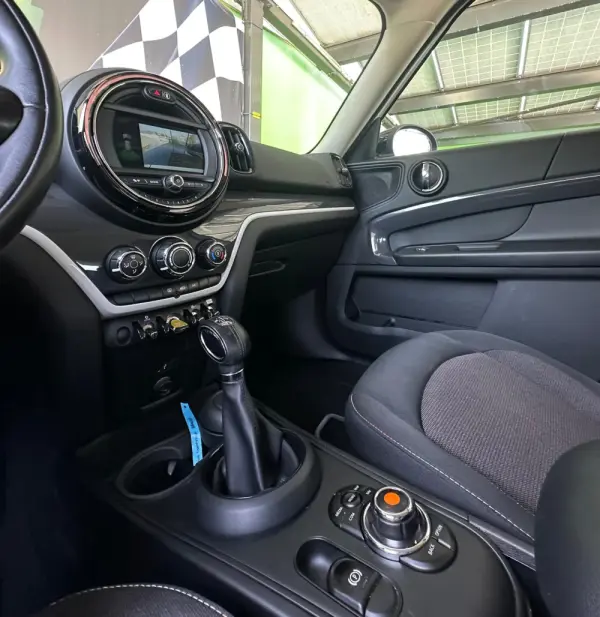MINI Countryman Cooper SE ALL4 Auto 21
