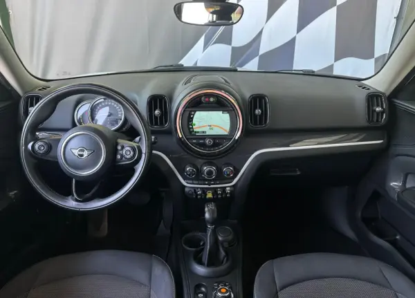 MINI Countryman Cooper SE ALL4 Auto 23