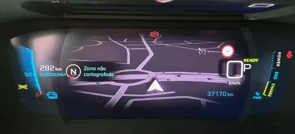 Peugeot e-2008 50 kWh GT 12