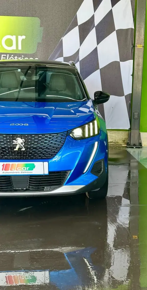 Peugeot e-2008 50 kWh GT Pack 4