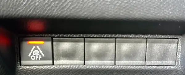 Peugeot e-2008 50 kWh GT Pack 10