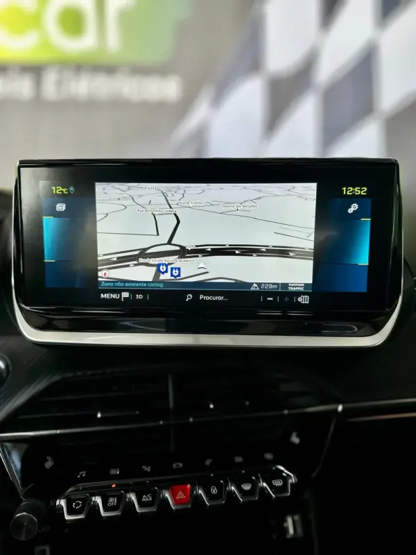 Peugeot e-2008 50 kWh GT Pack 15