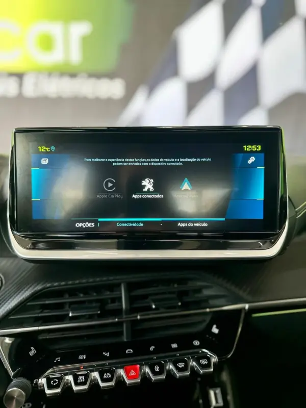 Peugeot e-2008 50 kWh GT Pack 21