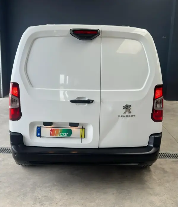 Peugeot Partner 1.5 BlueHDi Asphalt Standard 6
