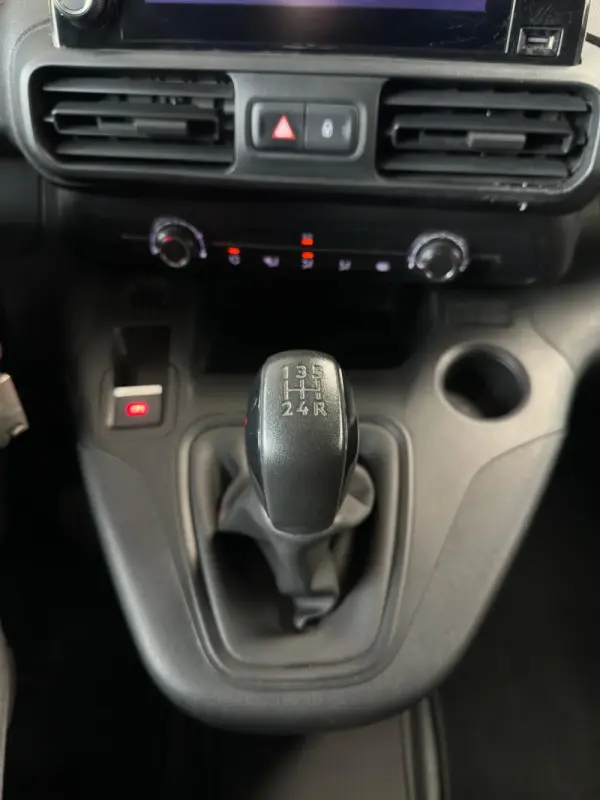 Peugeot Partner 1.5 BlueHDi Asphalt Standard 22