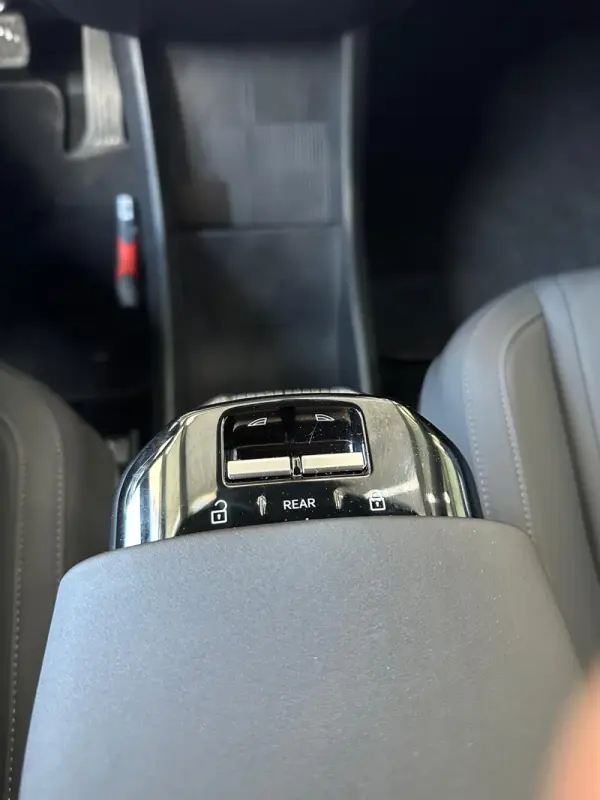 Volvo EX30 51 kWh Single Motor Core 19