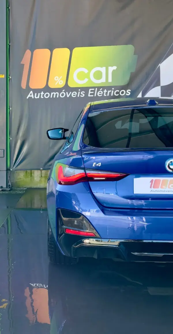 BMW i4 eDrive40 Pack Desportivo M 7