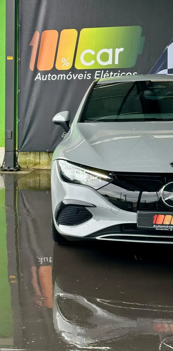 Mercedes-Benz EQE 300 Electric Art 3