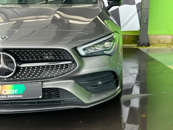 Mercedes-Benz CLA 250 e Shooting Brake AMG Line 4