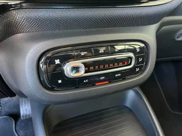 Smart ForTwo Coupé Drive Passion 18
