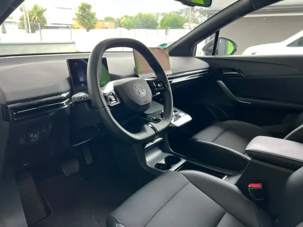 MG MG4 64 kWh Luxury 7
