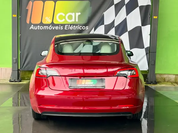 Tesla Model 3 Standard Range Plus RWD 4