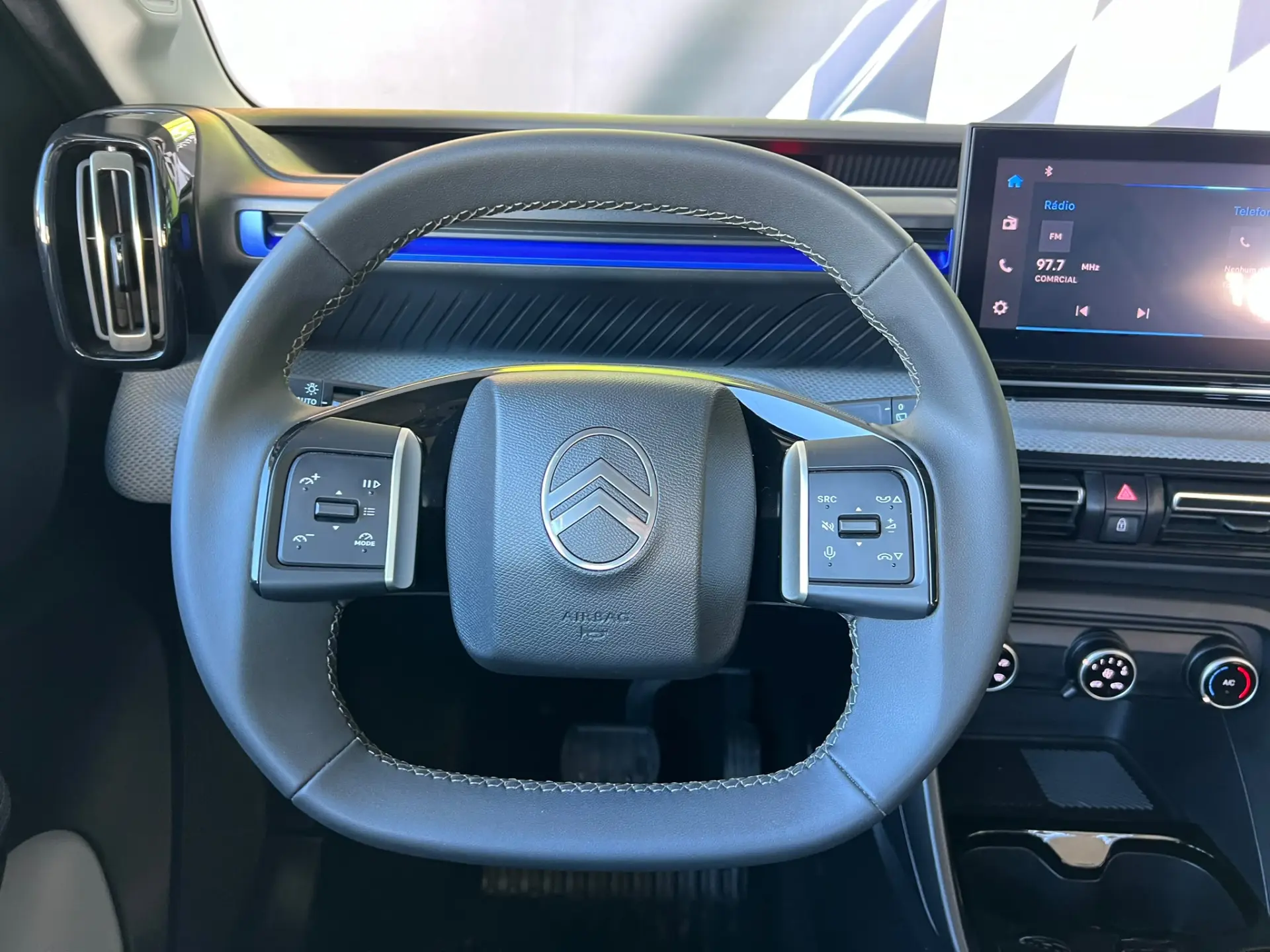 Citroen e-C3 44 kWh Autonomia Conforto Plus 13