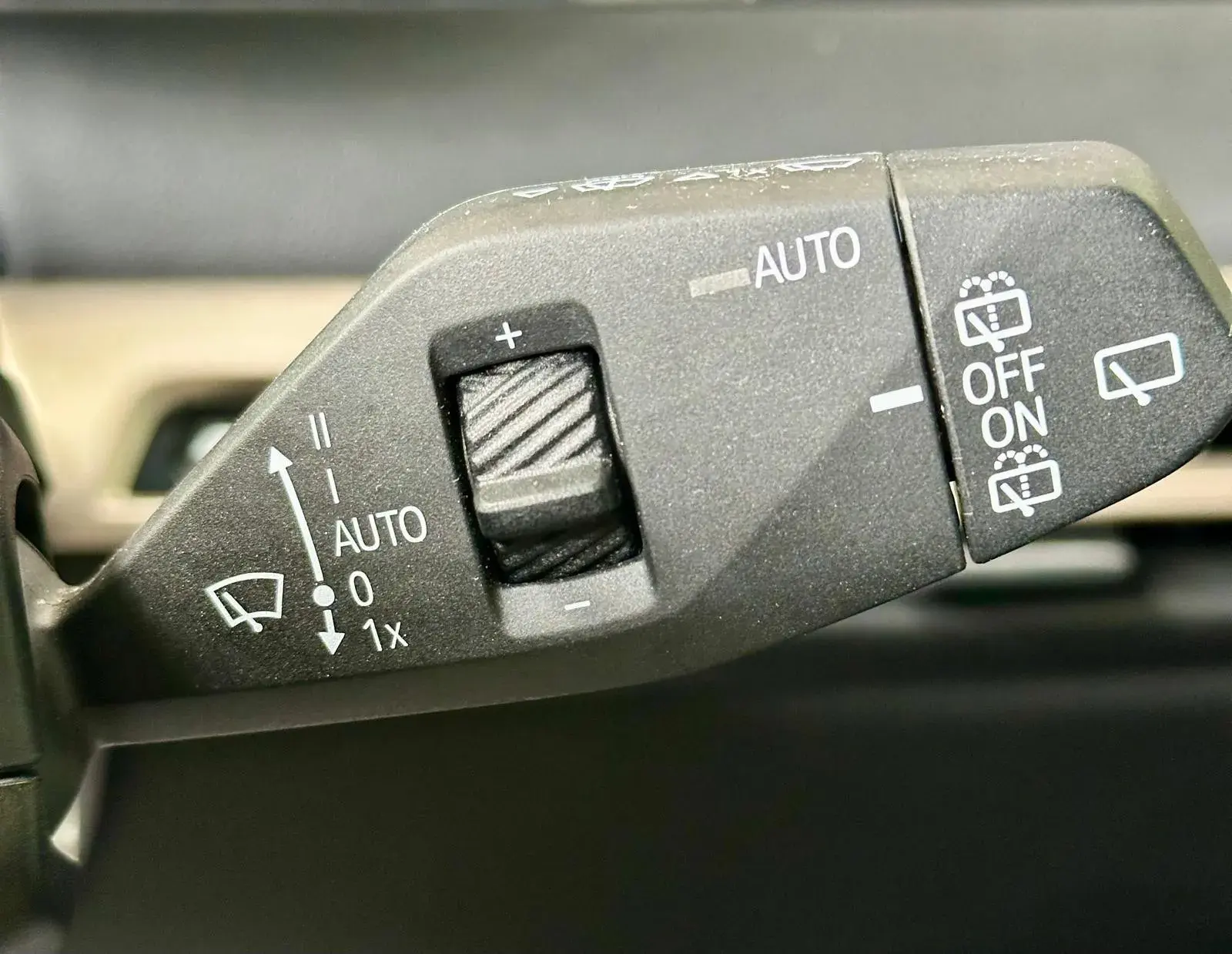 BMW iX xDrive 40 Pack Desportivo 13