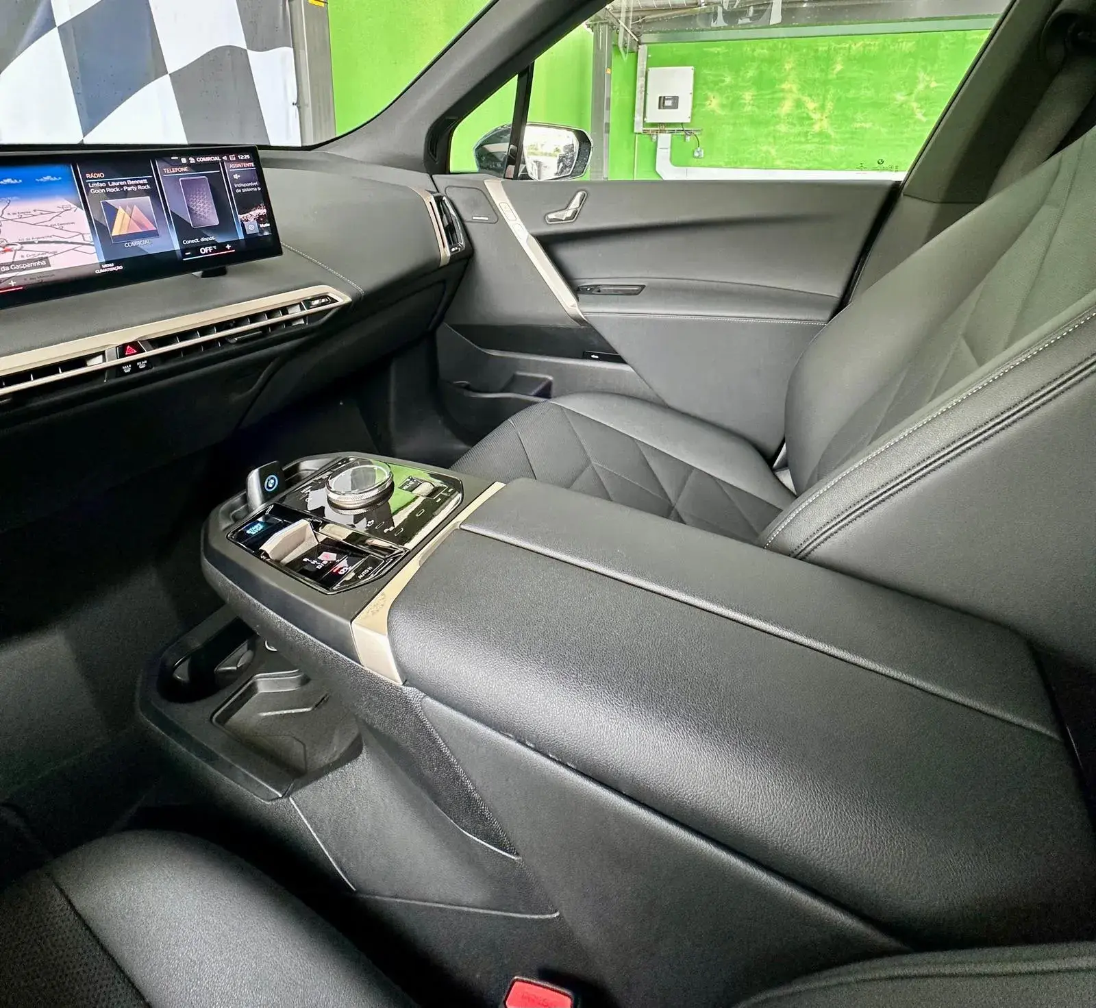 BMW iX xDrive 40 Pack Desportivo 22