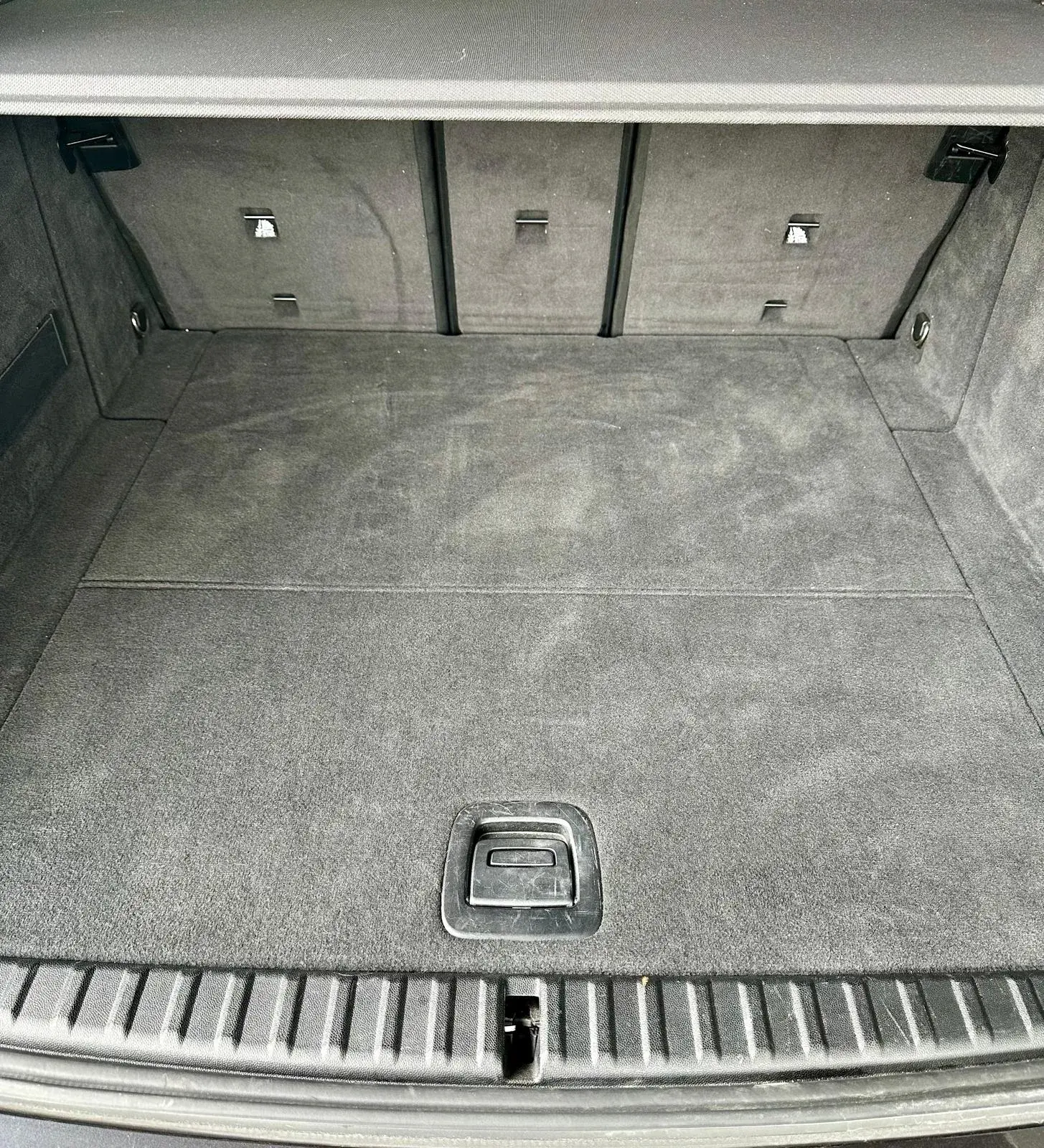 BMW iX xDrive 40 Pack Desportivo 28