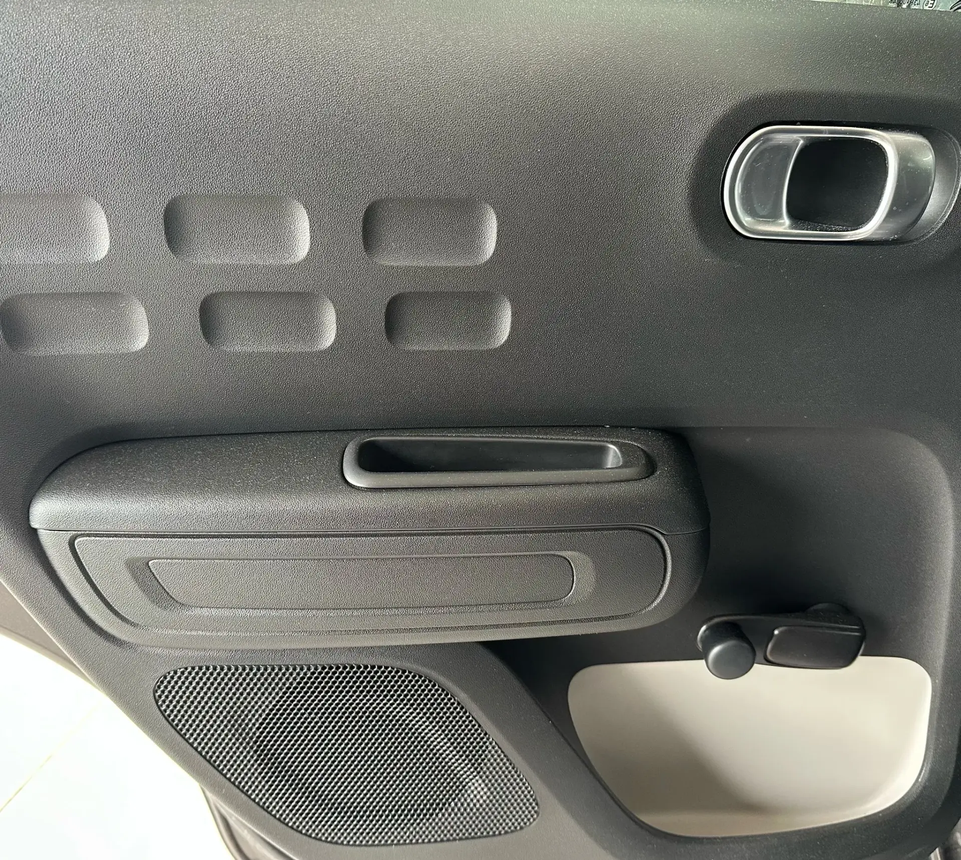 Citroën C3 1.2 PureTech C-Series 23