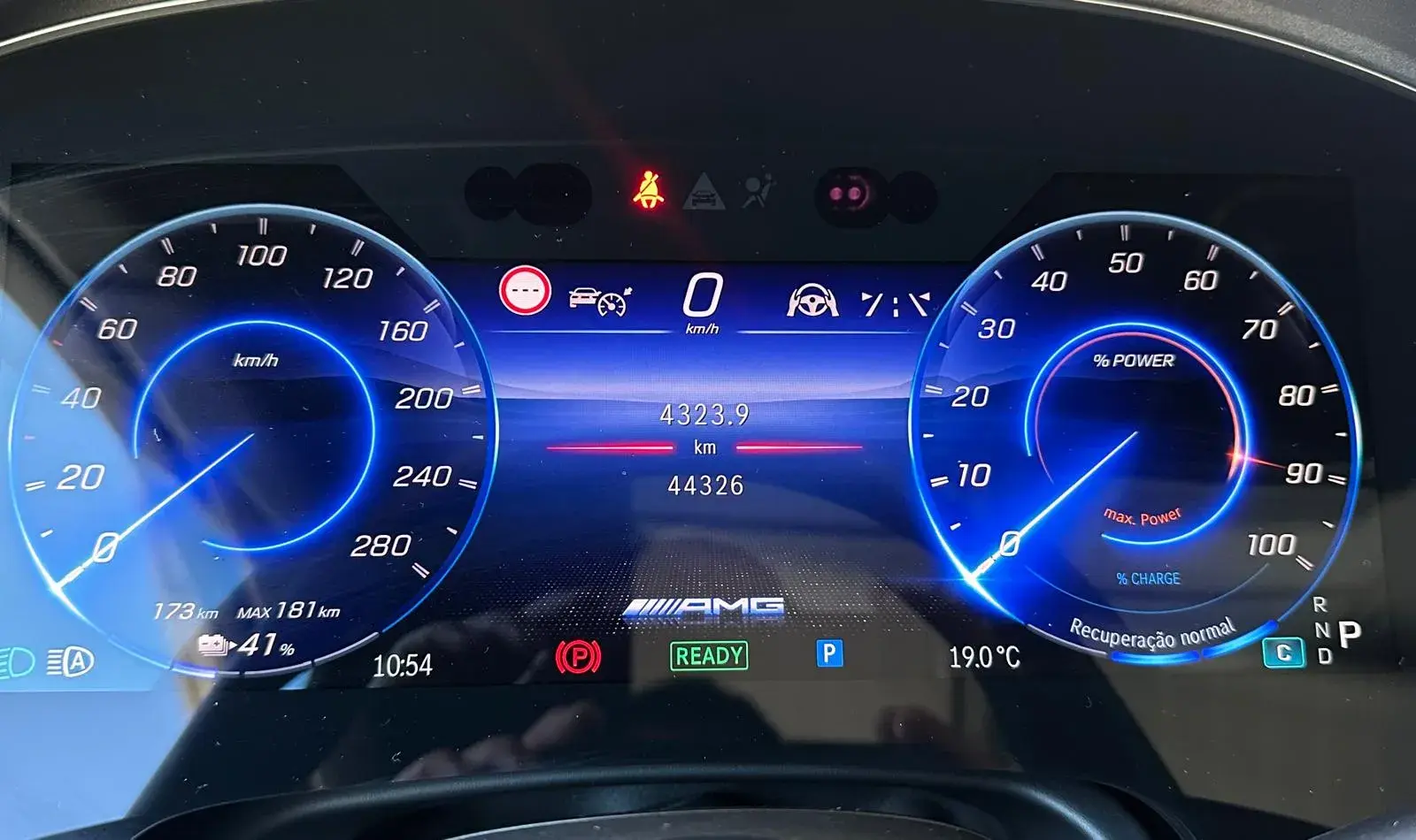 Mercedes-Benz EQE SUV 43 AMG 4Matic 14