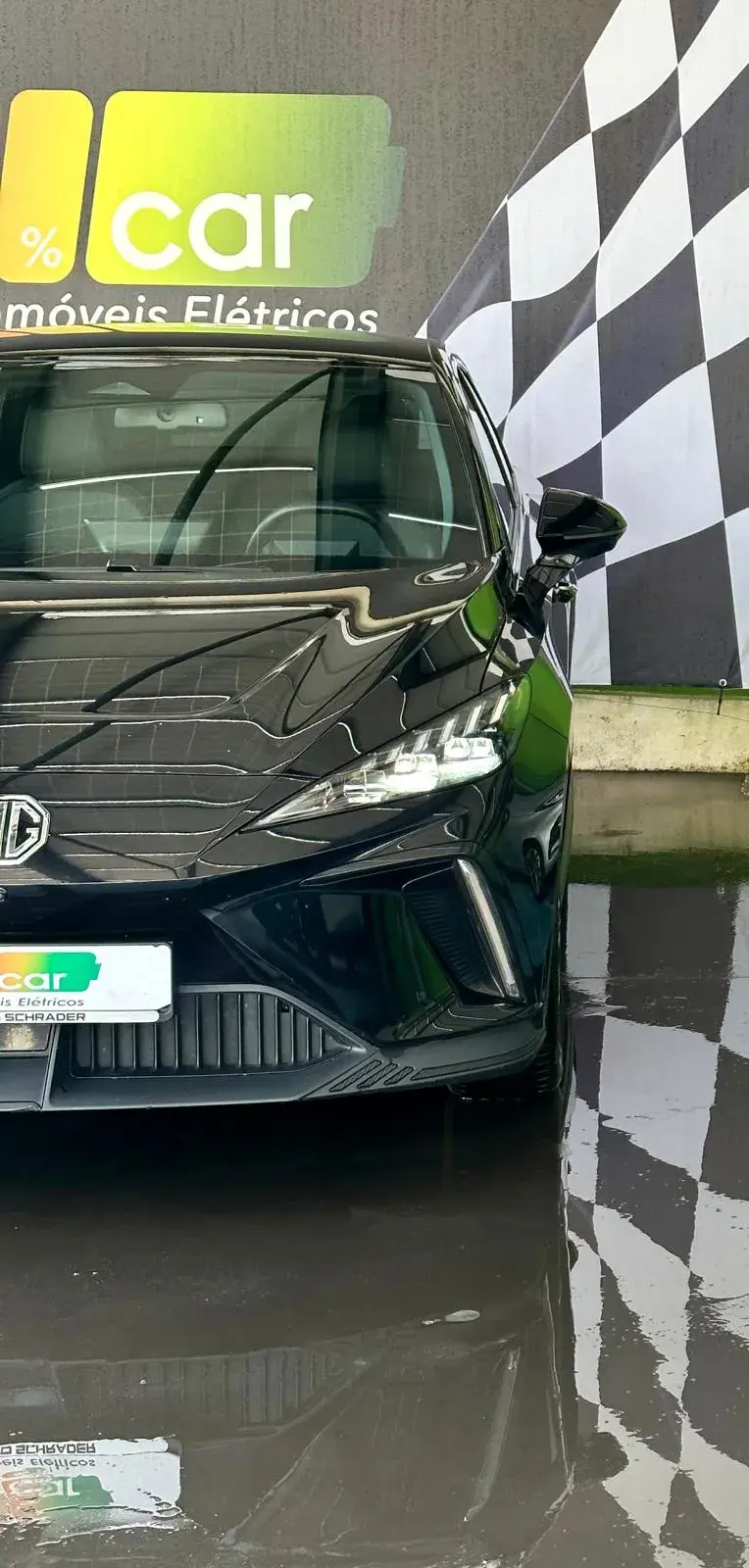 MG MG4 64 kWh Luxury 4