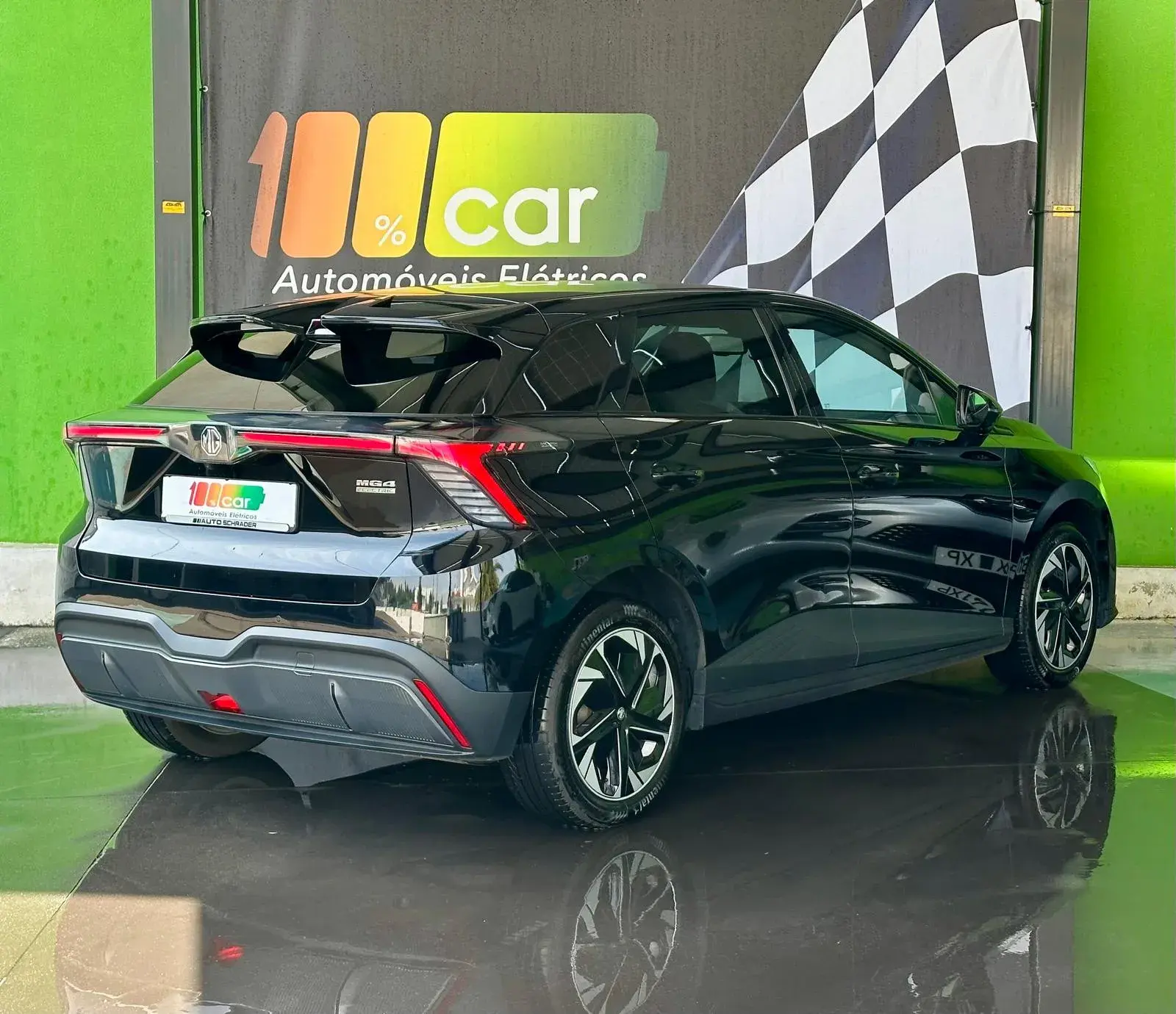 MG MG4 64 kWh Luxury 5