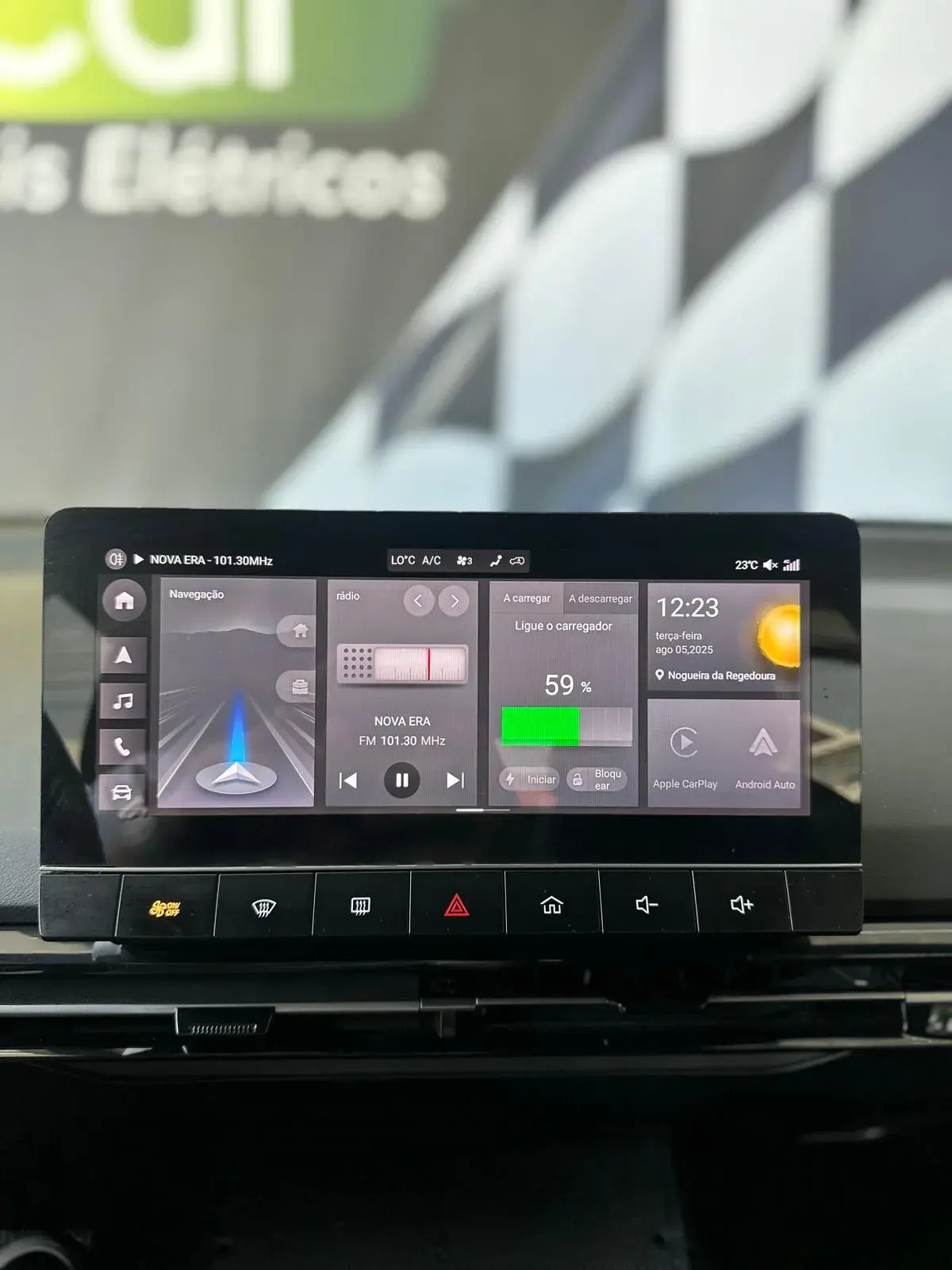 MG MG4 64 kWh Luxury 13