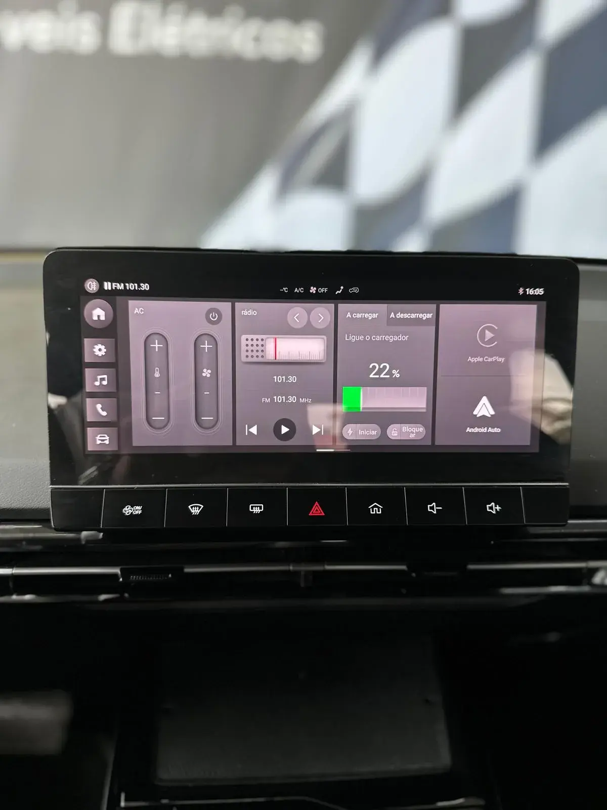 MG MG4 64 kWh Luxury 13