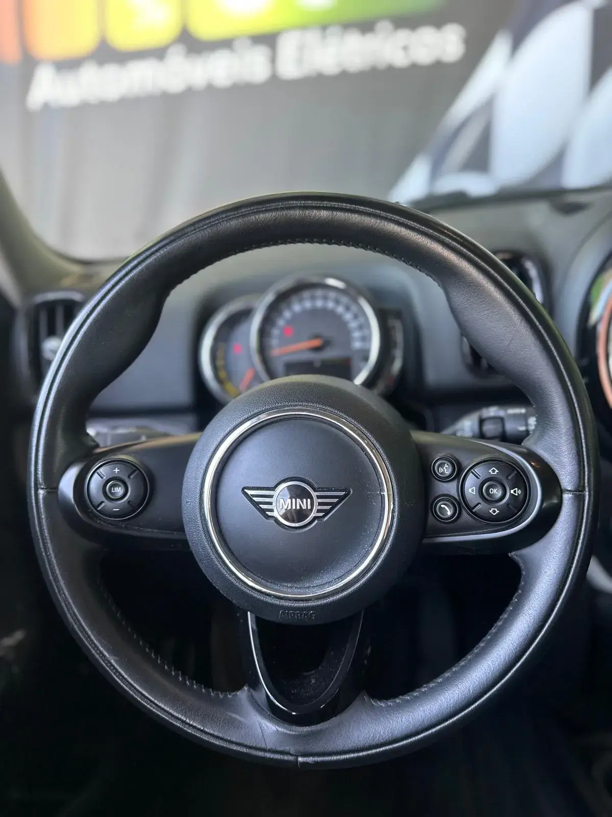 MINI Countryman Cooper SE ALL4 Auto 22