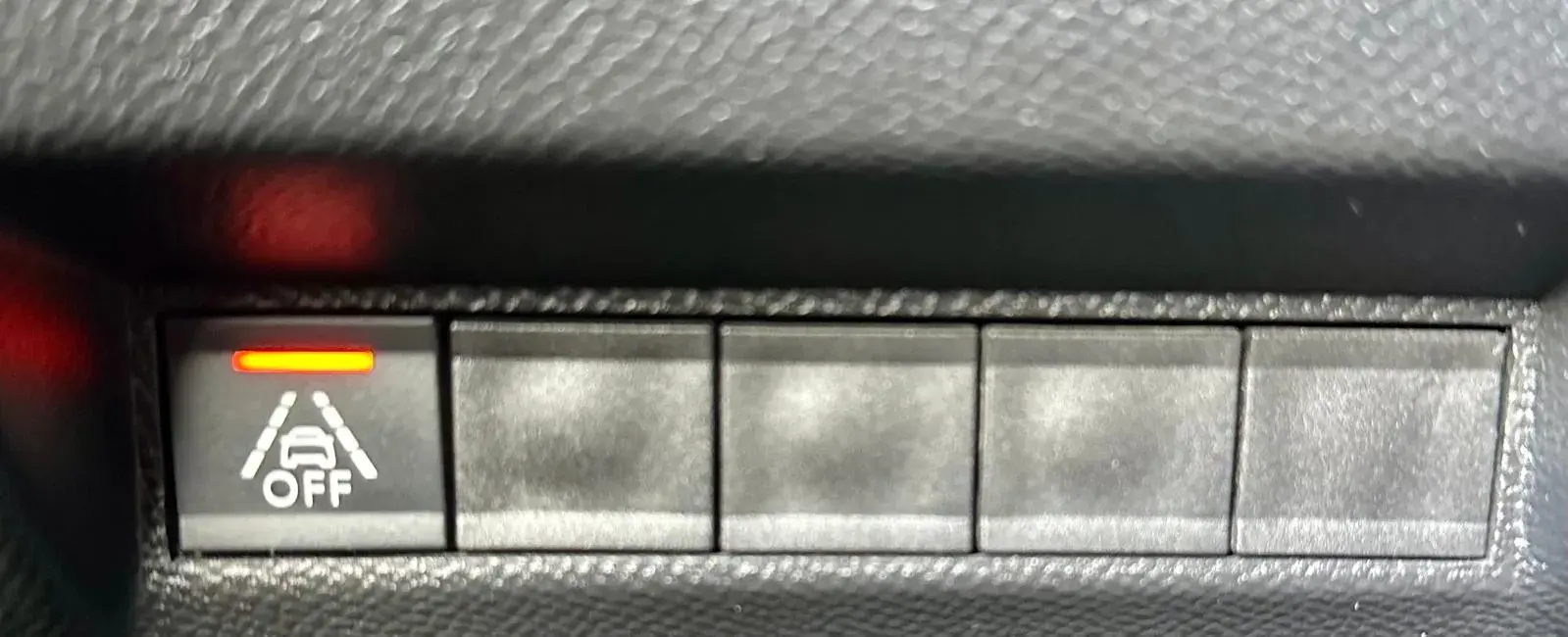 Peugeot e-2008 50 kWh GT Pack 10