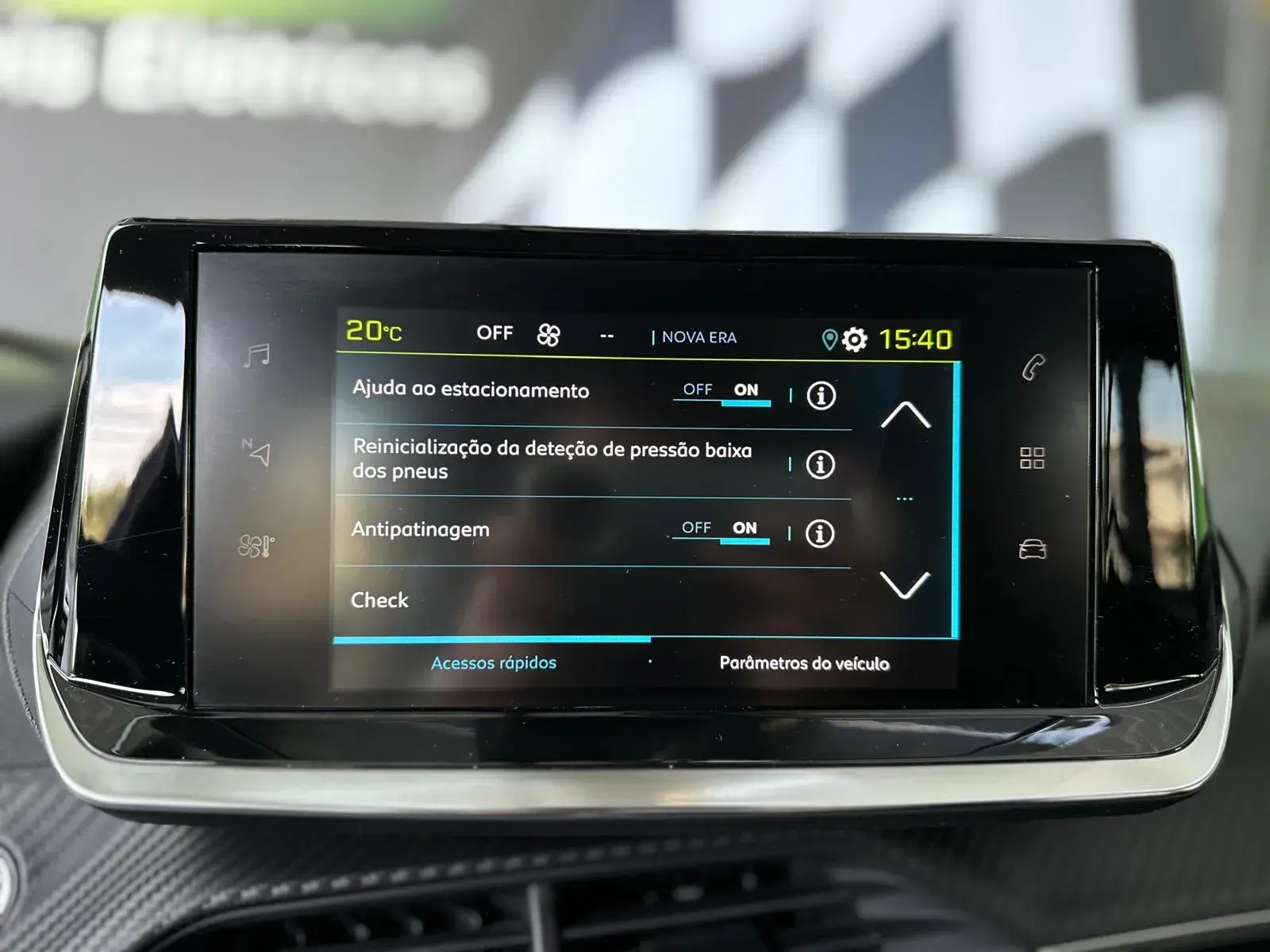 Peugeot e-208 50 kWh Allure 18