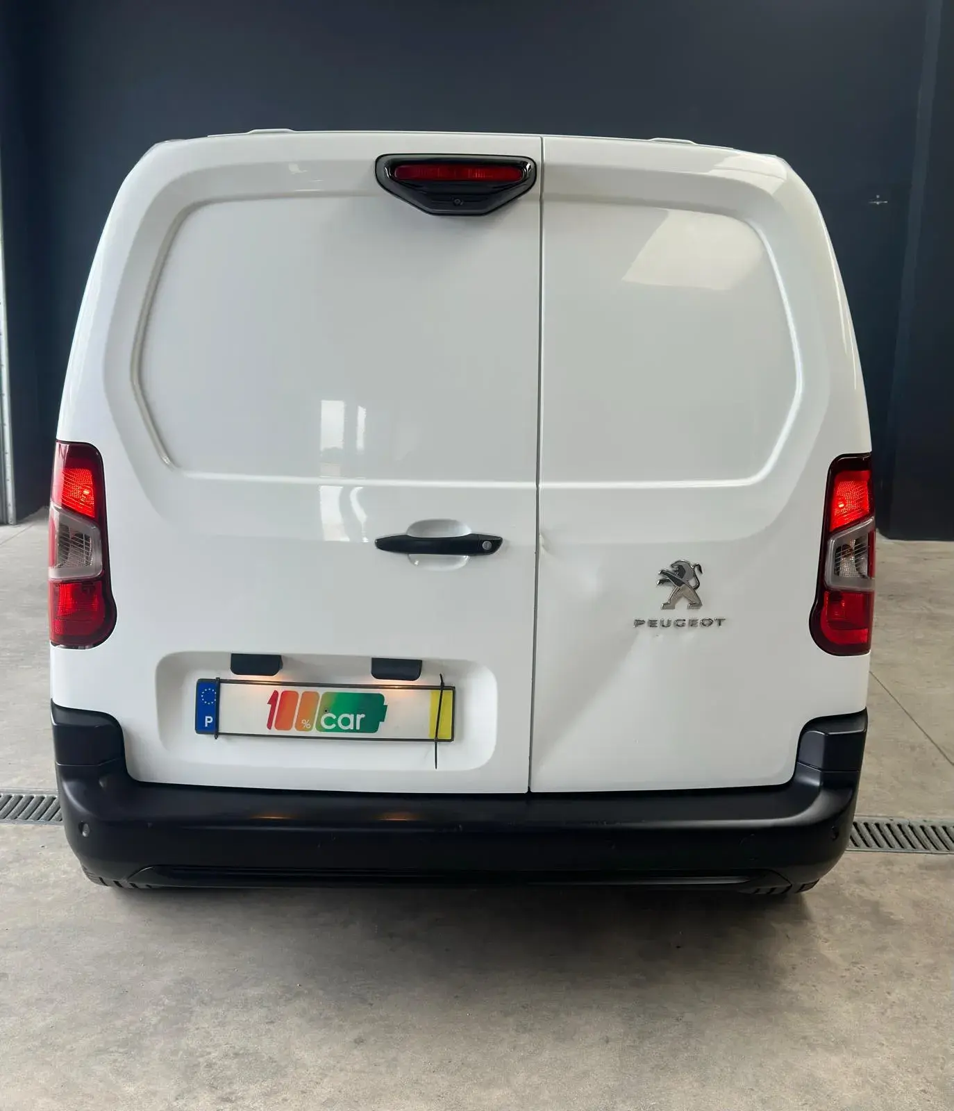 Peugeot Partner 1.5 BlueHDi Asphalt Standard 6